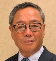 安部さんの顔写真